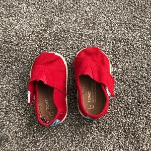 Baby Toms size 3